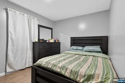 121 Main Street Paterson NJ 07522