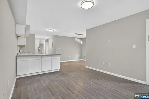 121 Main Street Paterson NJ 07522