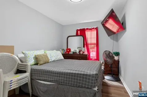 121 Main Street Paterson NJ 07522