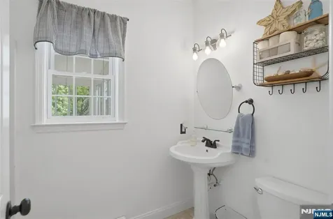 161 West Street Warwick NY 10990