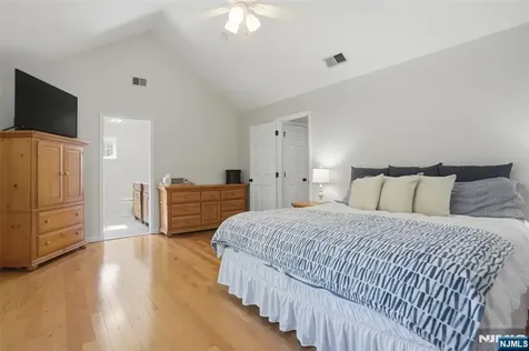 161 West Street Warwick NY 10990