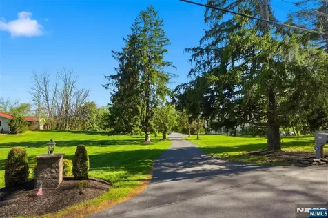 161 West Street Warwick NY 10990