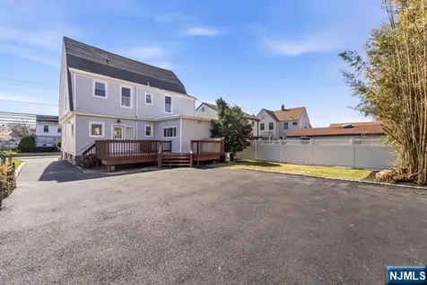 304 Delawanna Avenue Clifton NJ 07014