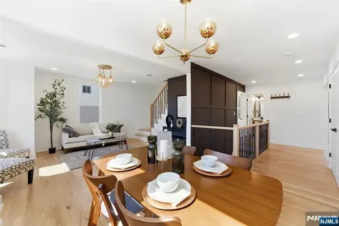 304 Delawanna Avenue Clifton NJ 07014