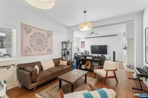 5 75th Street North Bergen NJ 07047