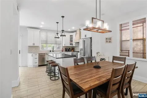 5 75th Street North Bergen NJ 07047