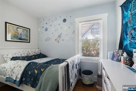5 75th Street North Bergen NJ 07047