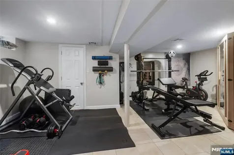 5 75th Street North Bergen NJ 07047