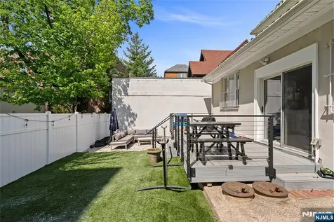 5 75th Street North Bergen NJ 07047