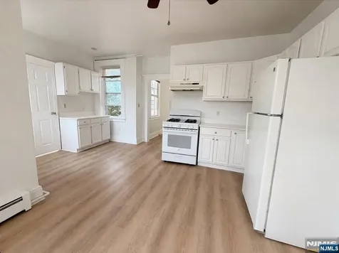 536 Lake Avenue Lyndhurst NJ 07071