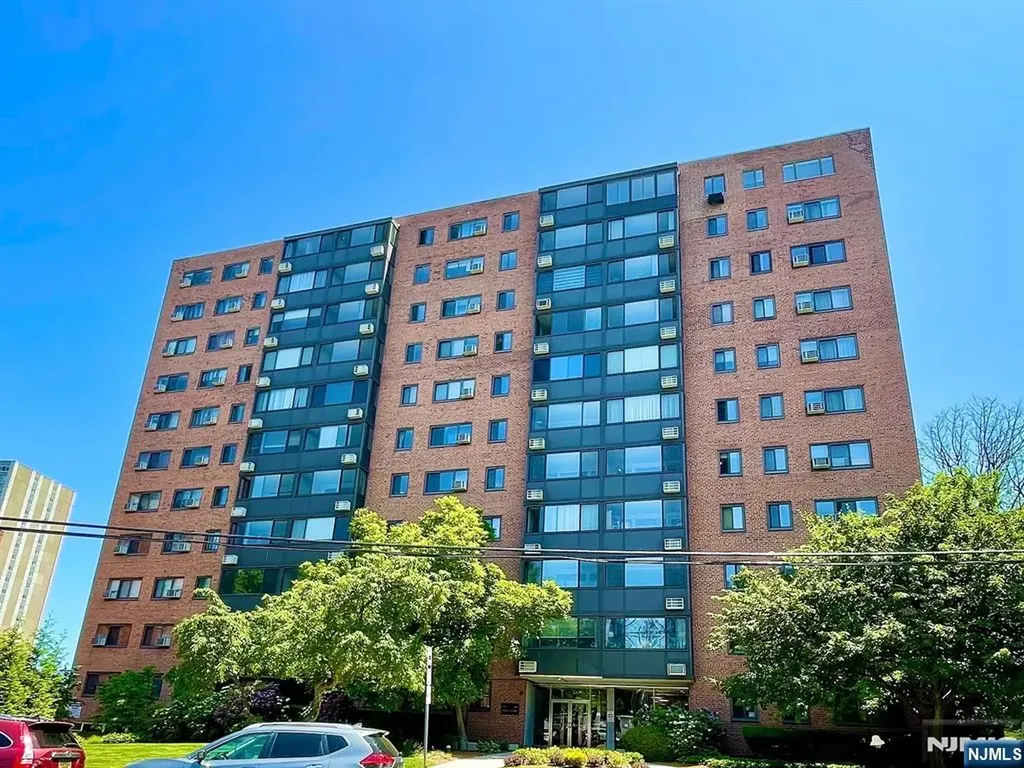 90 Prospect Avenue Hackensack NJ 07601