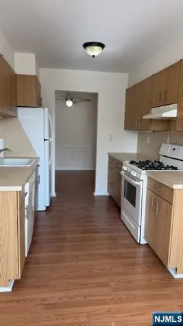 662 Goffle Road Hawthorne NJ 07506