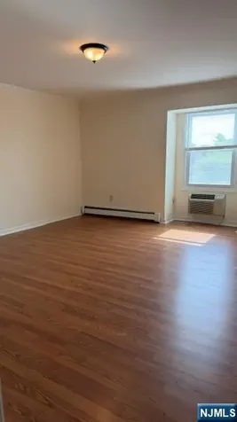 662 Goffle Road Hawthorne NJ 07506