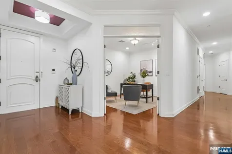 211 Metzger Drive West Orange NJ 07052