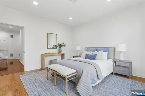 211 Metzger Drive West Orange NJ 07052