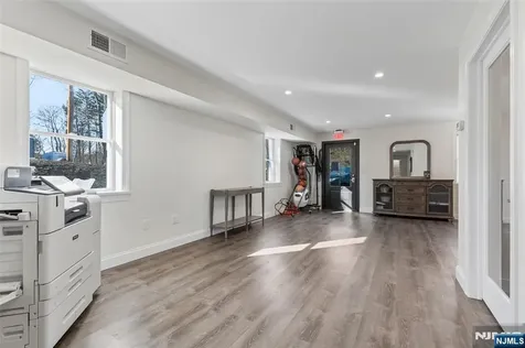 593 Ramapo Valley Road Oakland NJ 07436