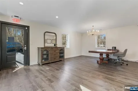 593 Ramapo Valley Road Oakland NJ 07436