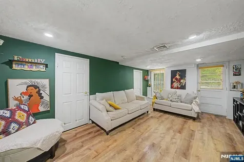 91 Greenbrook Place Park Ridge NJ 07656