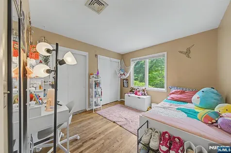 91 Greenbrook Place Park Ridge NJ 07656