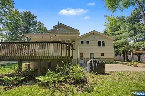 91 Greenbrook Place Park Ridge NJ 07656
