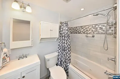 28 Makemoney Avenue Wanaque NJ 07420