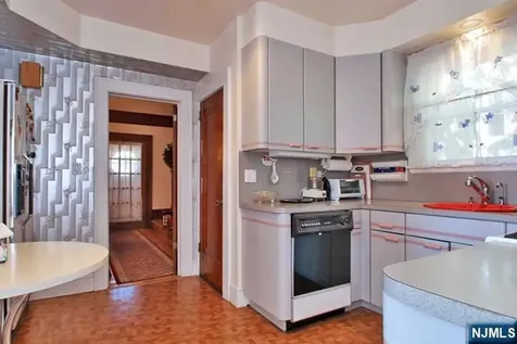 333 Henry Street Hasbrouck Heights NJ 07604