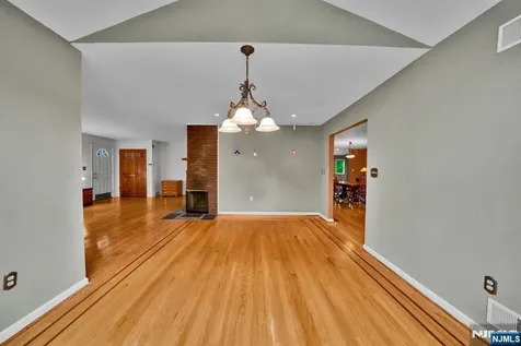165 Busteed Drive Midland Park NJ 07432