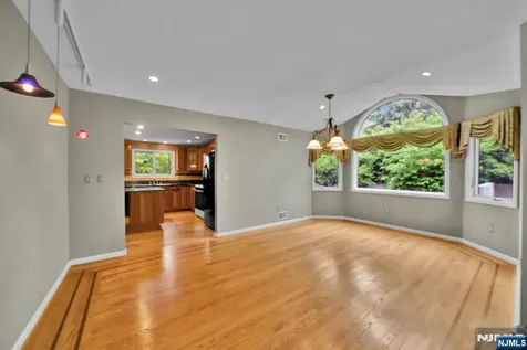 165 Busteed Drive Midland Park NJ 07432