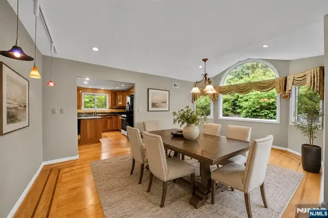 165 Busteed Drive Midland Park NJ 07432