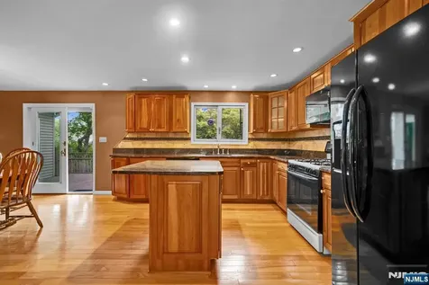 165 Busteed Drive Midland Park NJ 07432