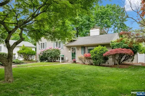 165 Busteed Drive Midland Park NJ 07432