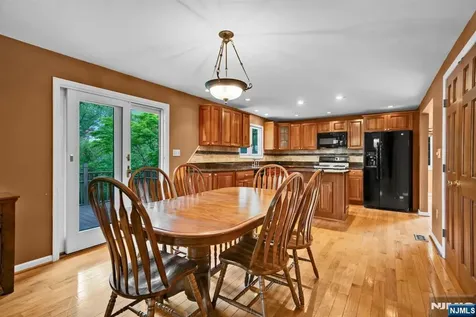 165 Busteed Drive Midland Park NJ 07432