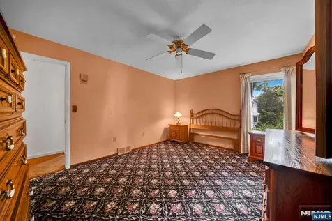 165 Busteed Drive Midland Park NJ 07432