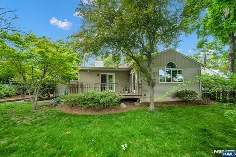 165 Busteed Drive Midland Park NJ 07432