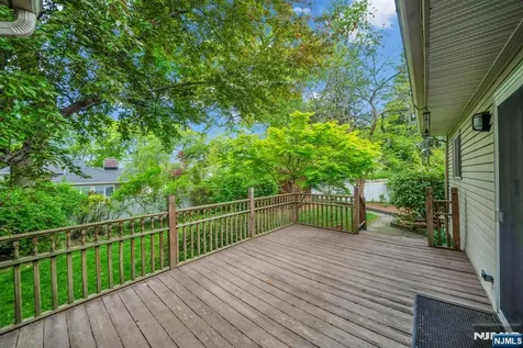 165 Busteed Drive Midland Park NJ 07432