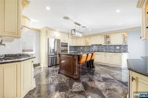 30 Elm Street Dumont NJ 07628