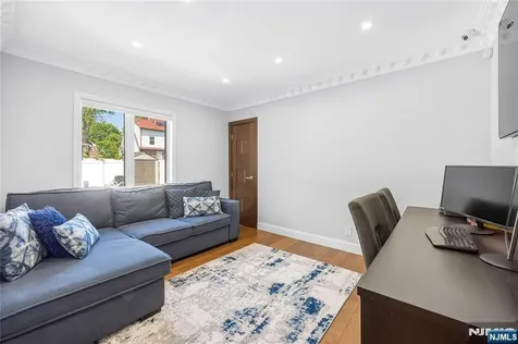 30 Elm Street Dumont NJ 07628