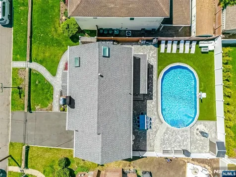 30 Elm Street Dumont NJ 07628