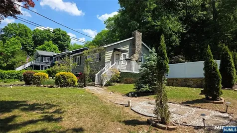 37 Grandview Avenue Jefferson Township NJ 07460