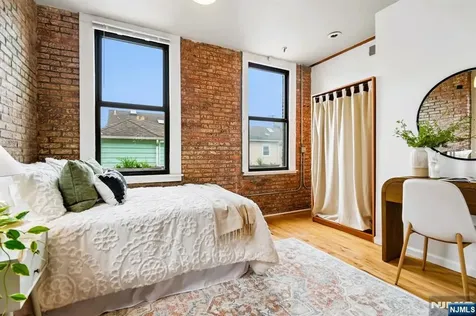 54-60 Mcwhorter Street Newark NJ 07105