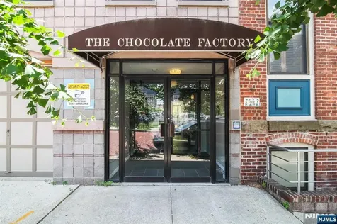 54-60 Mcwhorter Street Newark NJ 07105