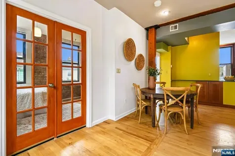 54-60 Mcwhorter Street Newark NJ 07105