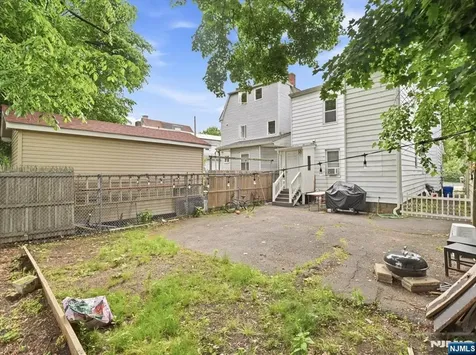 10 Dean Street West Orange NJ 07052