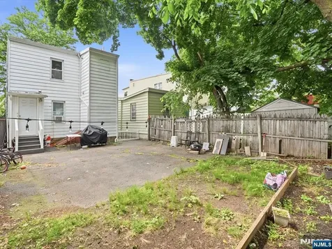 10 Dean Street West Orange NJ 07052