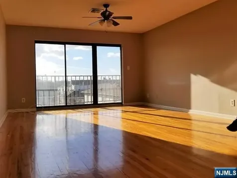 9055 Palisade Avenue North Bergen NJ 07047