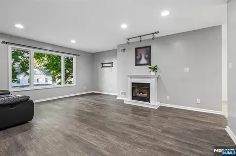 45 Hillside Avenue Nutley NJ 07110