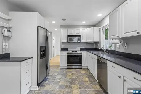 45 Hillside Avenue Nutley NJ 07110