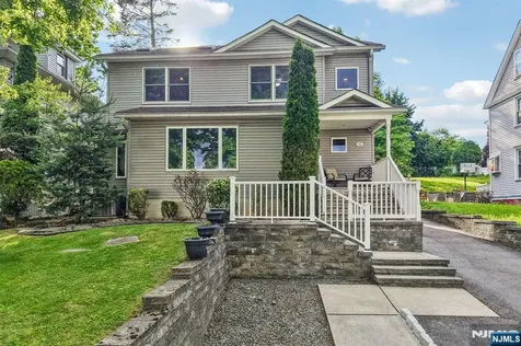 45 Hillside Avenue Nutley NJ 07110