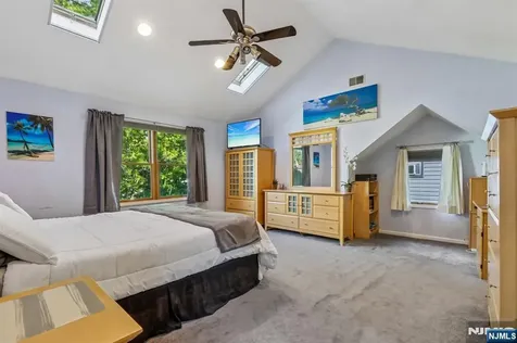45 Hillside Avenue Nutley NJ 07110