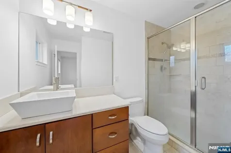 207 Pond Terrace Twp Of Washington NJ 07676